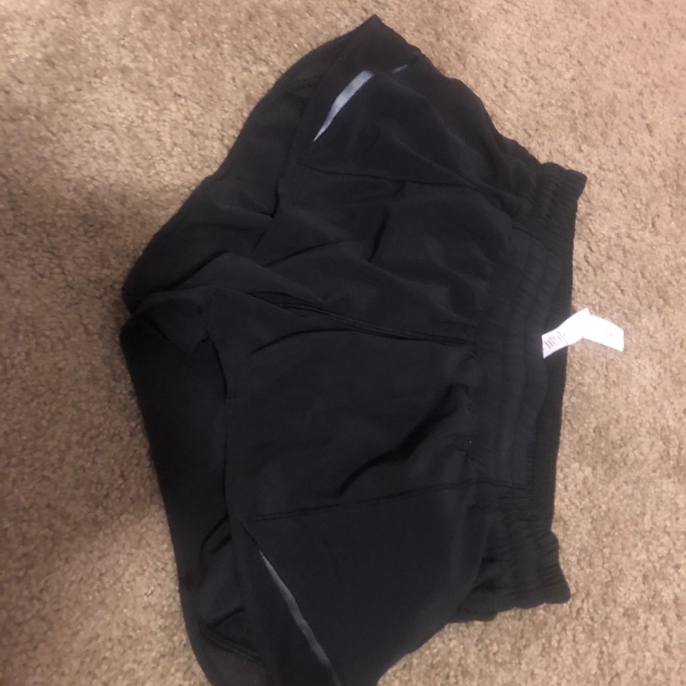 Lululemon hotty hot shorts